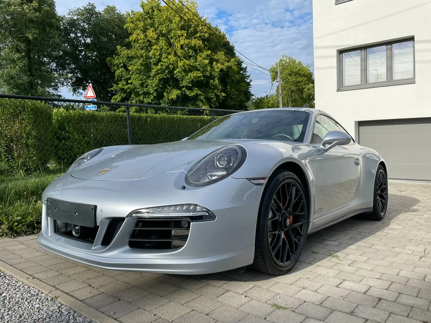 Porsche 911 Carrera 4 GTS Argent - 1