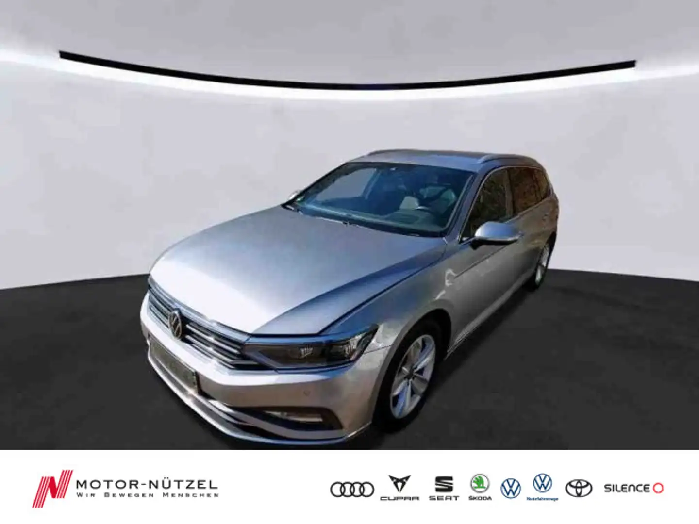 Volkswagen Passat Variant 2.0 TDI DSG ELEGANCE IQ+NAVI+AHK Argento - 1
