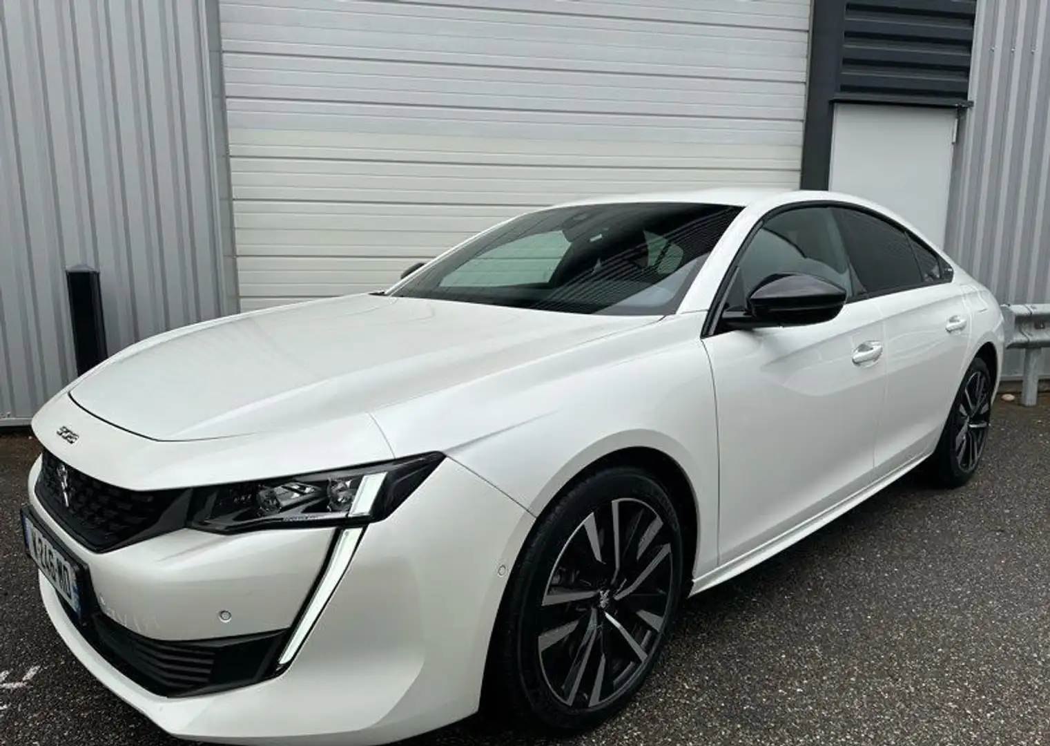 Peugeot 508 II 1.6 HYBRID RECHARGEABLE 225 GT PACK EAT8 Cuir Blanco - 1