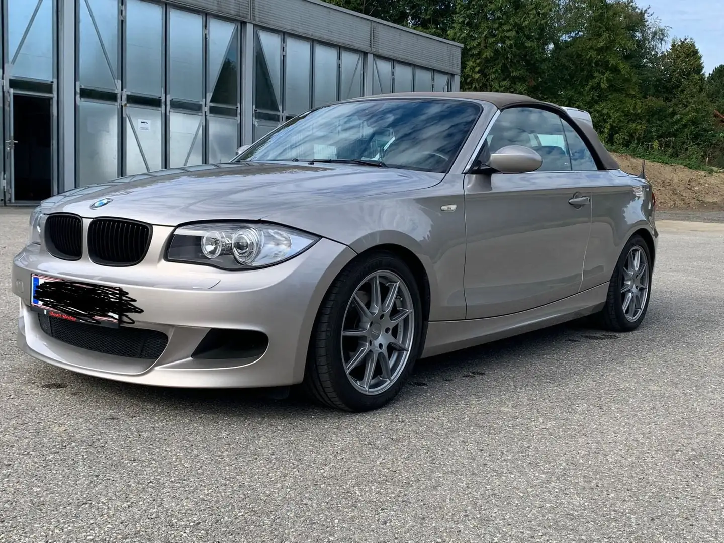 BMW 125 125i Cabrio Grau - 2