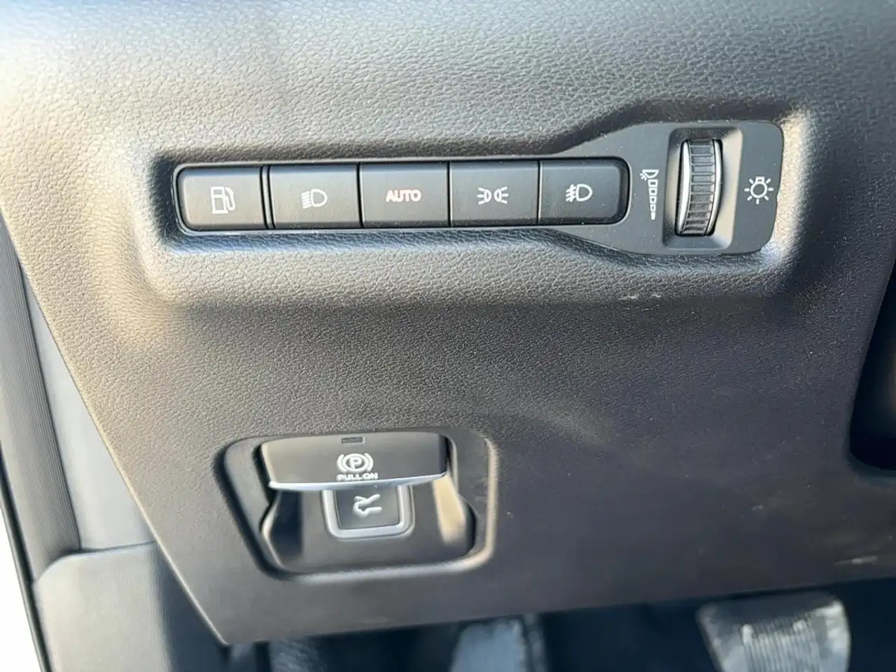 Jeep Cherokee снимка Jeep Cherokee