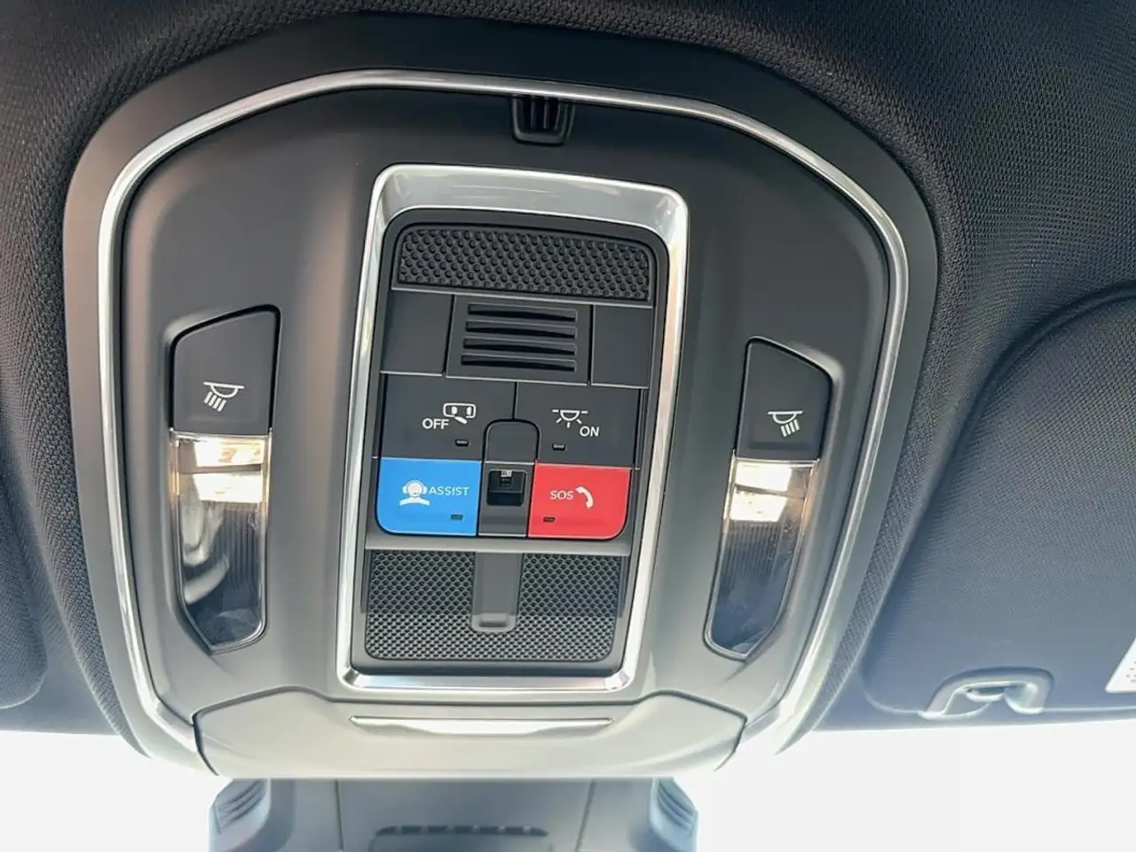 Jeep Cherokee снимка Jeep Cherokee