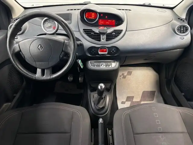 Renault Twingo view 2
