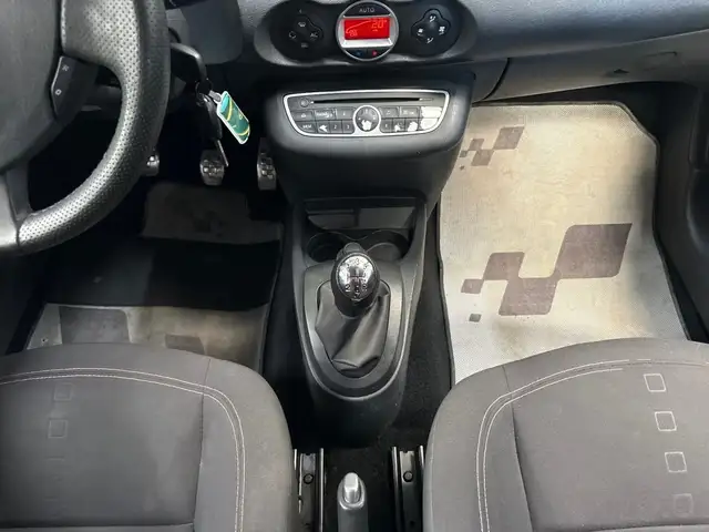 Renault Twingo view 15