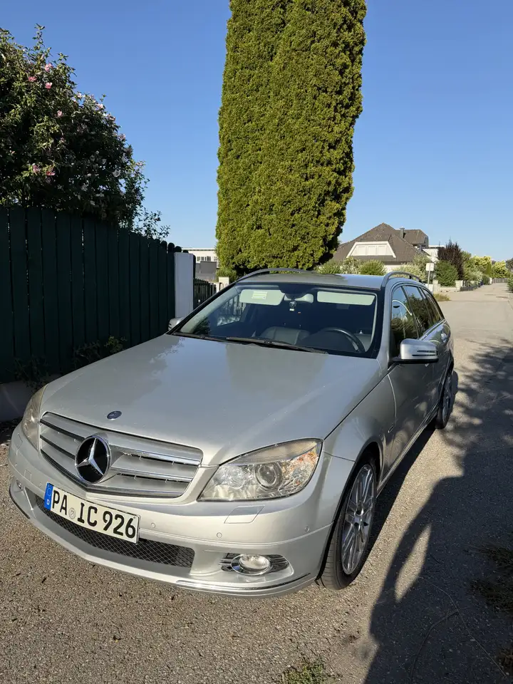 Mercedes-Benz C 320
