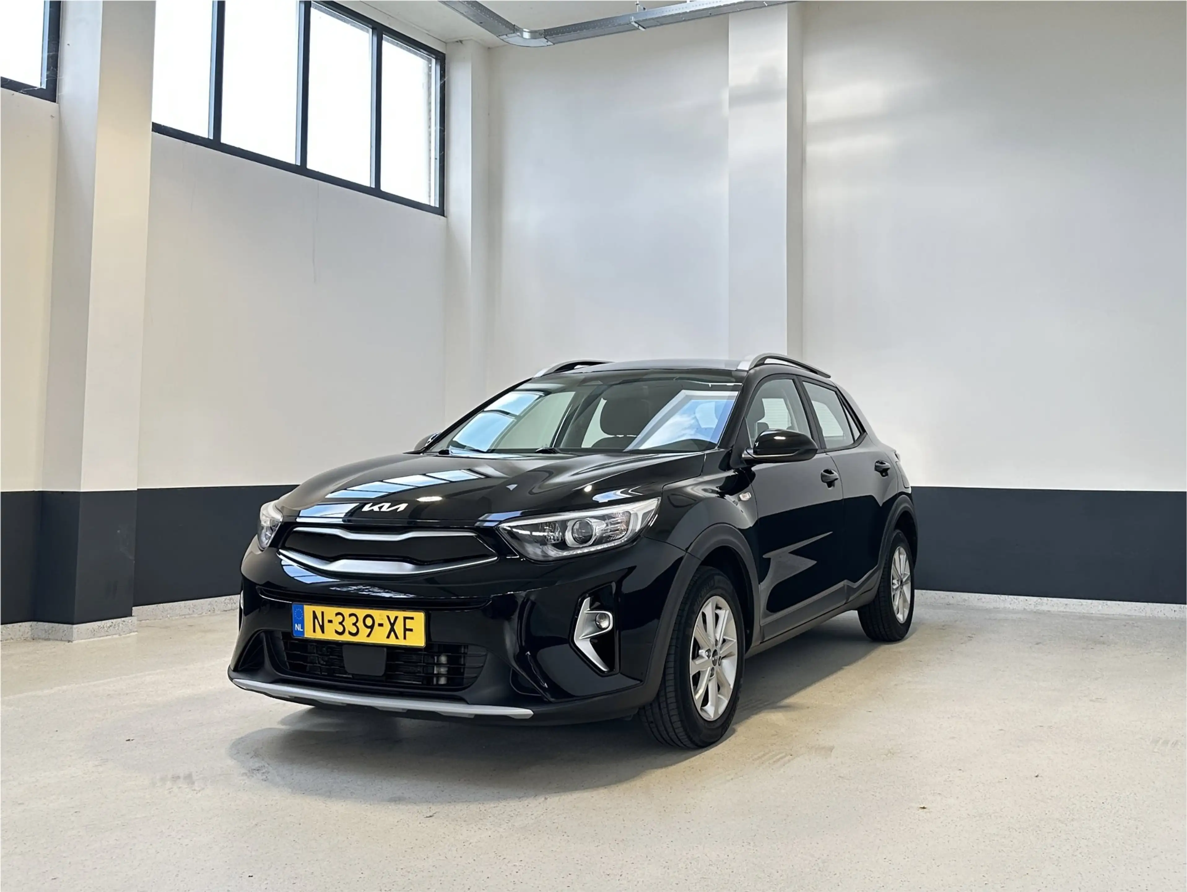 Kia Stonic 1.0 T-GDi MHEV DynamicLine | NL |2Eig | Apple Carp — photo 2