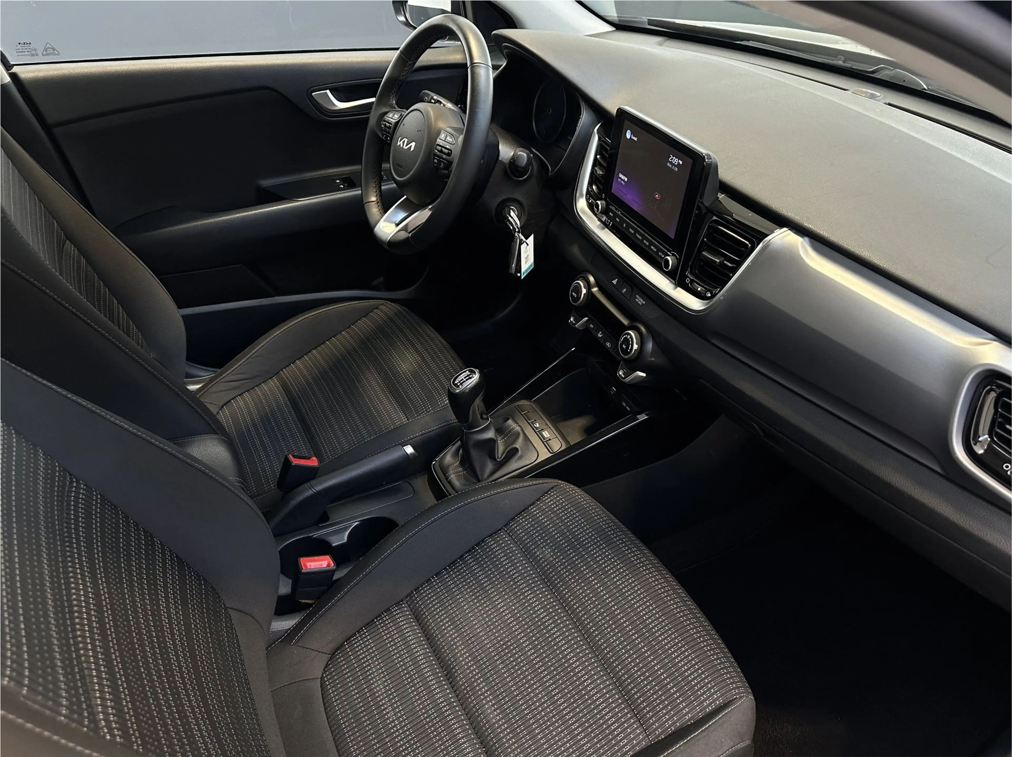 Kia Stonic 1.0 T-GDi MHEV DynamicLine | NL |2Eig | Apple Carp — photo 28