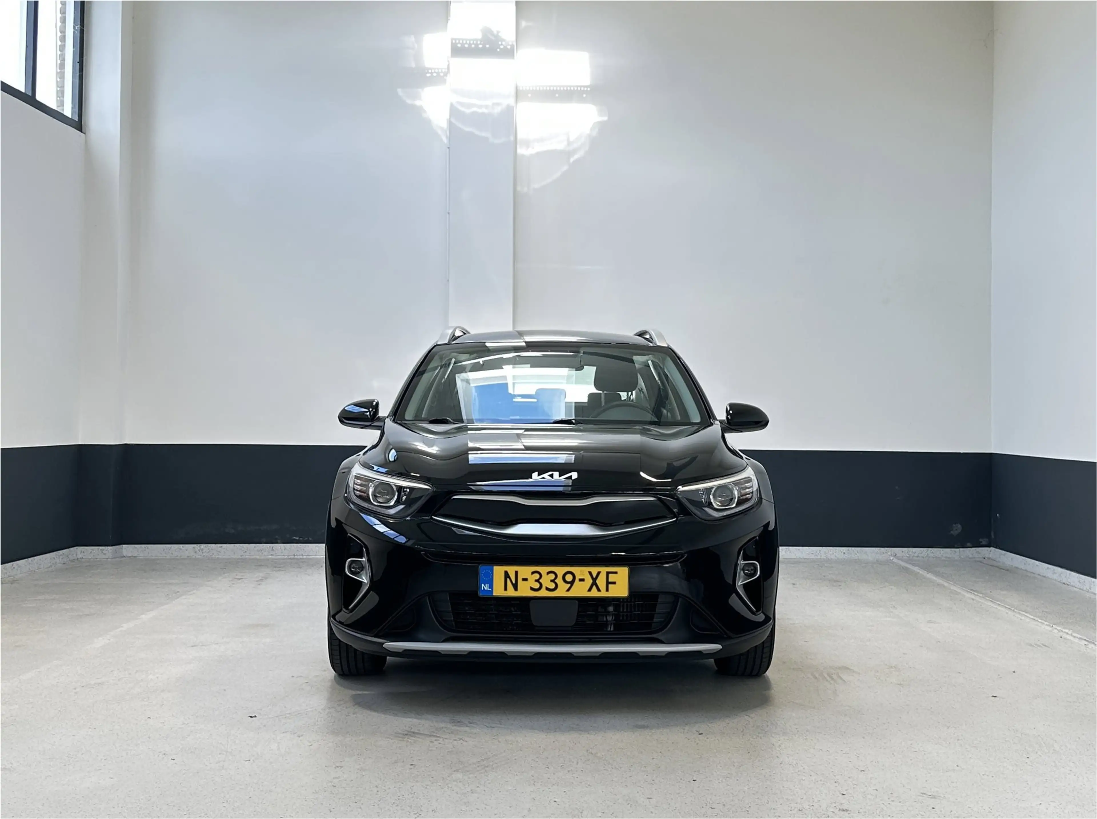 Kia Stonic 1.0 T-GDi MHEV DynamicLine | NL |2Eig | Apple Carp — photo 3