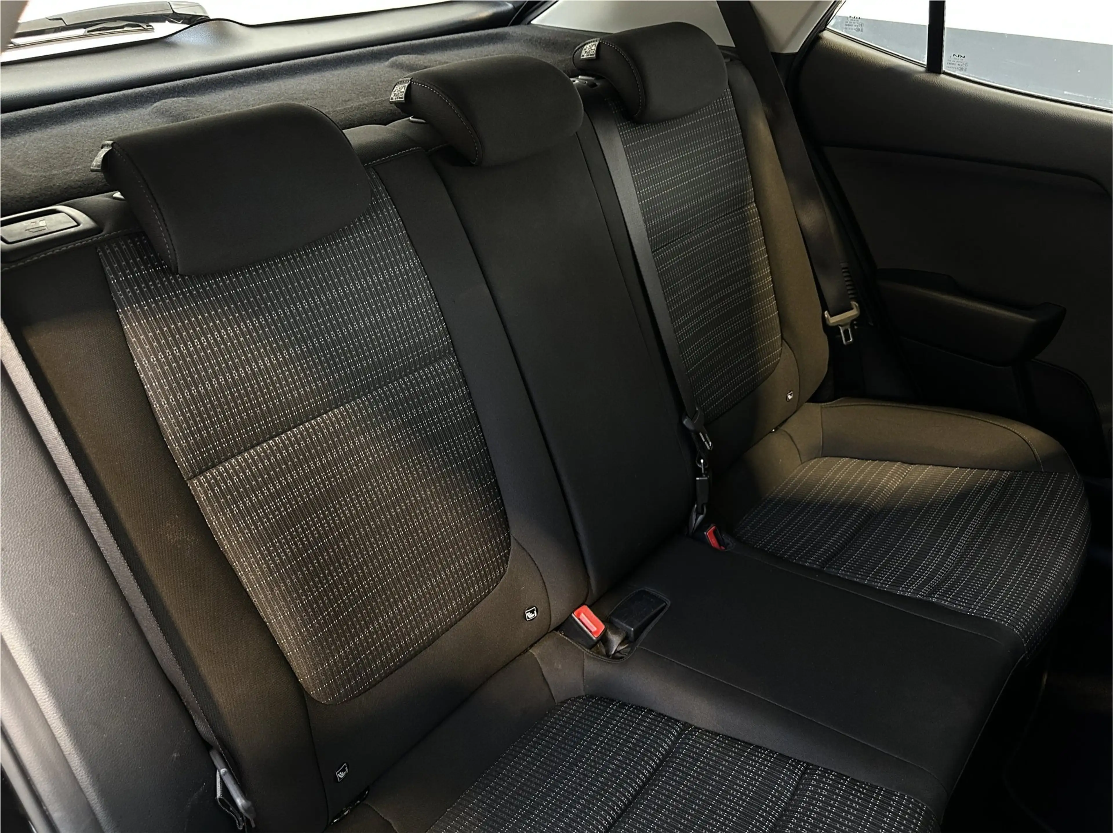 Kia Stonic 1.0 T-GDi MHEV DynamicLine | NL |2Eig | Apple Carp — photo 31