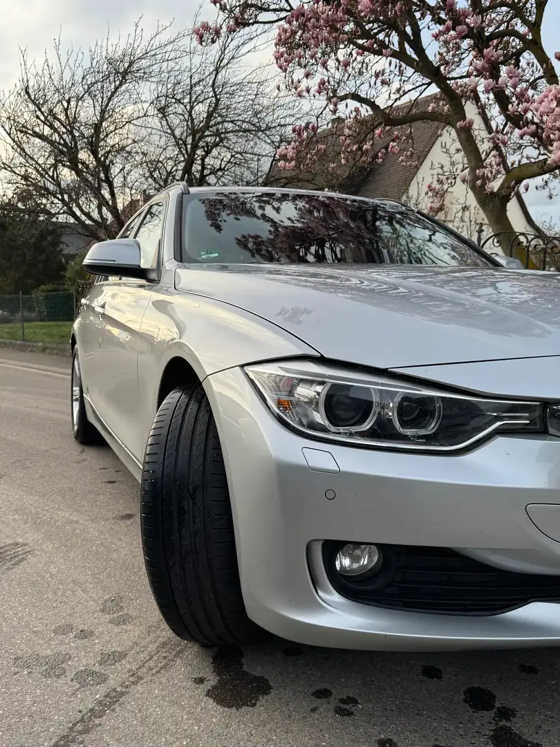 BMW 320 3er Touring Diesel 320d DPF Touring Gümüş rengi - 2