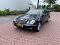 Mercedes-Benz E 320 Elegance Blauw - thumbnail 2
