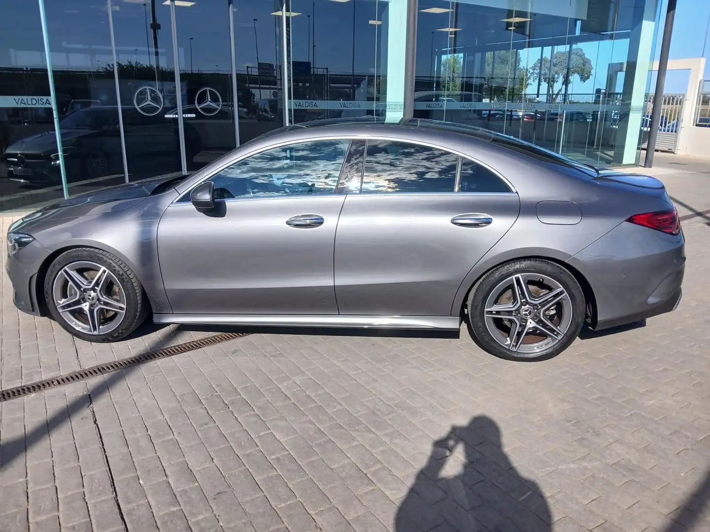 Mercedes-Benz CLA 200 200d - 2