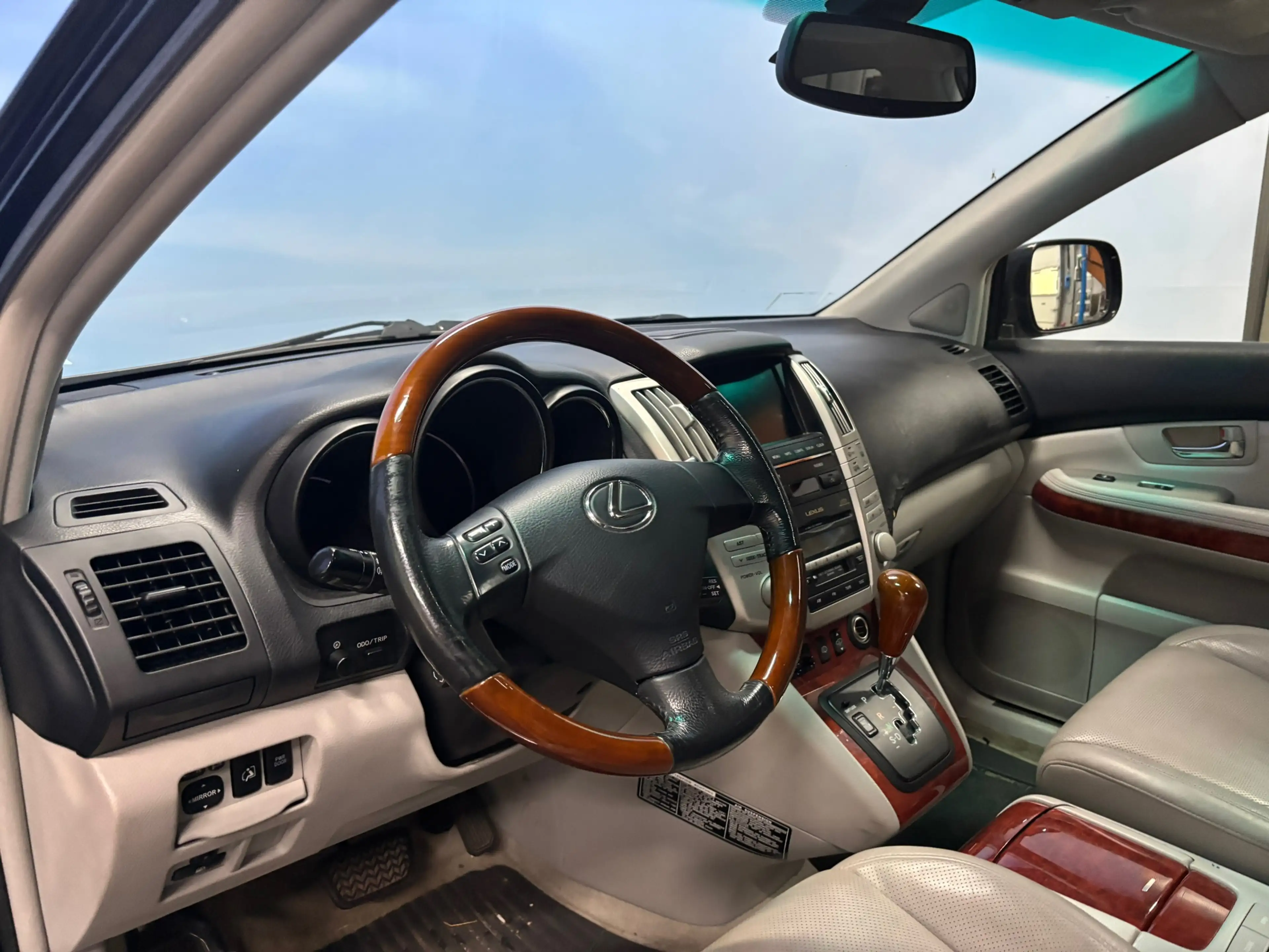 Lexus RX 300 Executive Full Options!! — photo 22