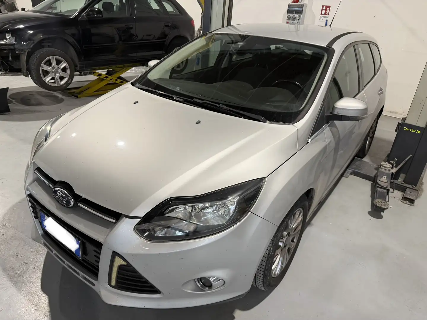 Ford Focus Focus III 2011 SW SW 1.6 tdci Titanium 115cv Argento - 2