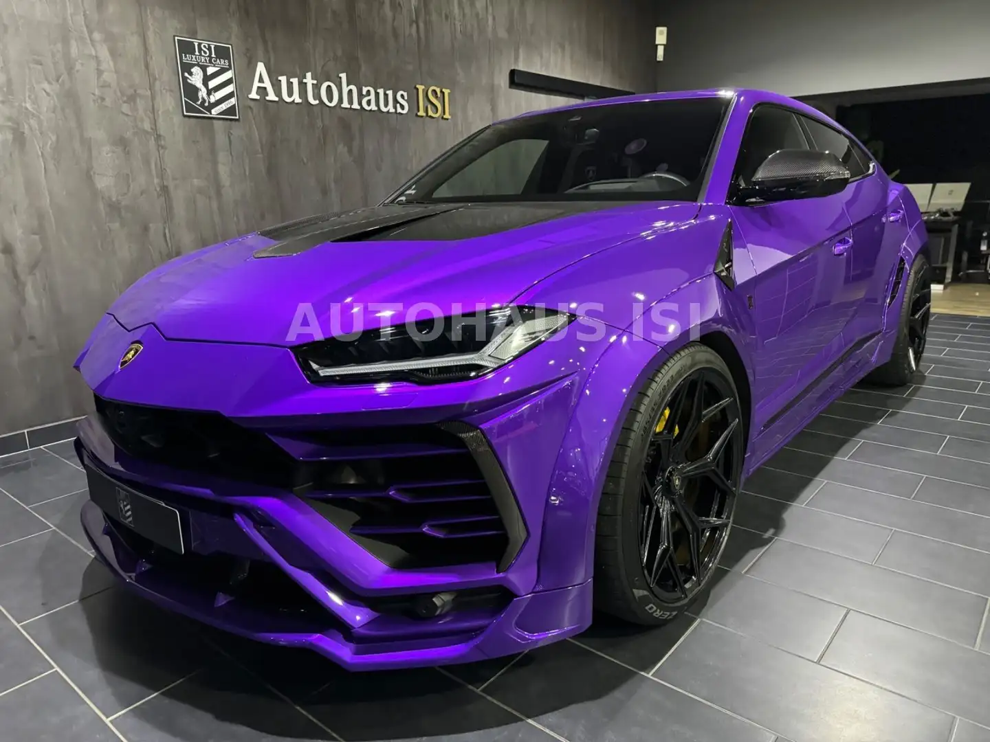 Lamborghini Urus NOVITEC ESTESO WIDEBODY 1 of 1,TV,B&O,PANO Violett - 2