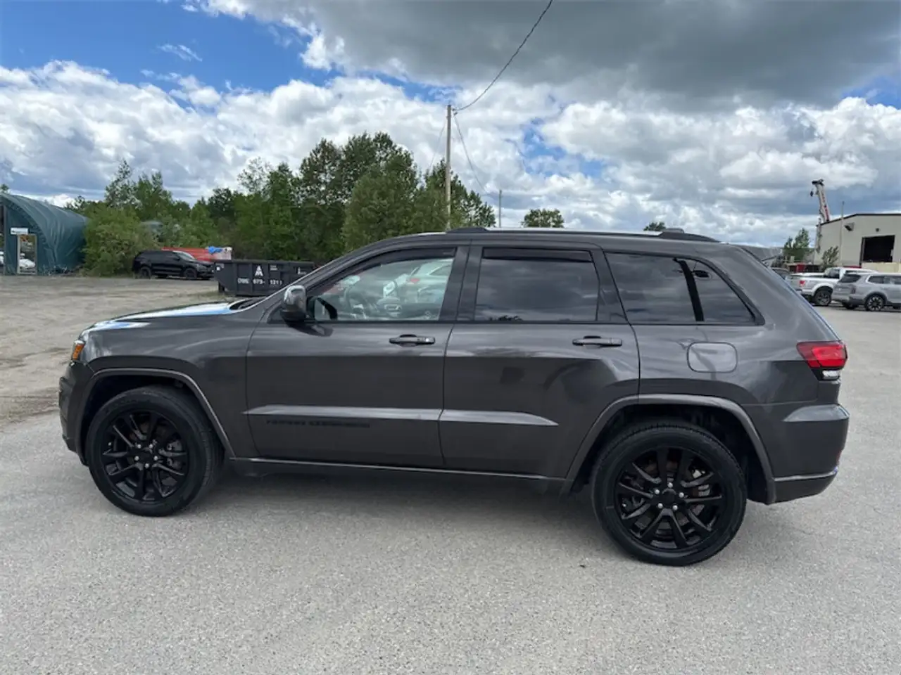 Jeep Grand Cherokee снимка Jeep Grand Cherokee