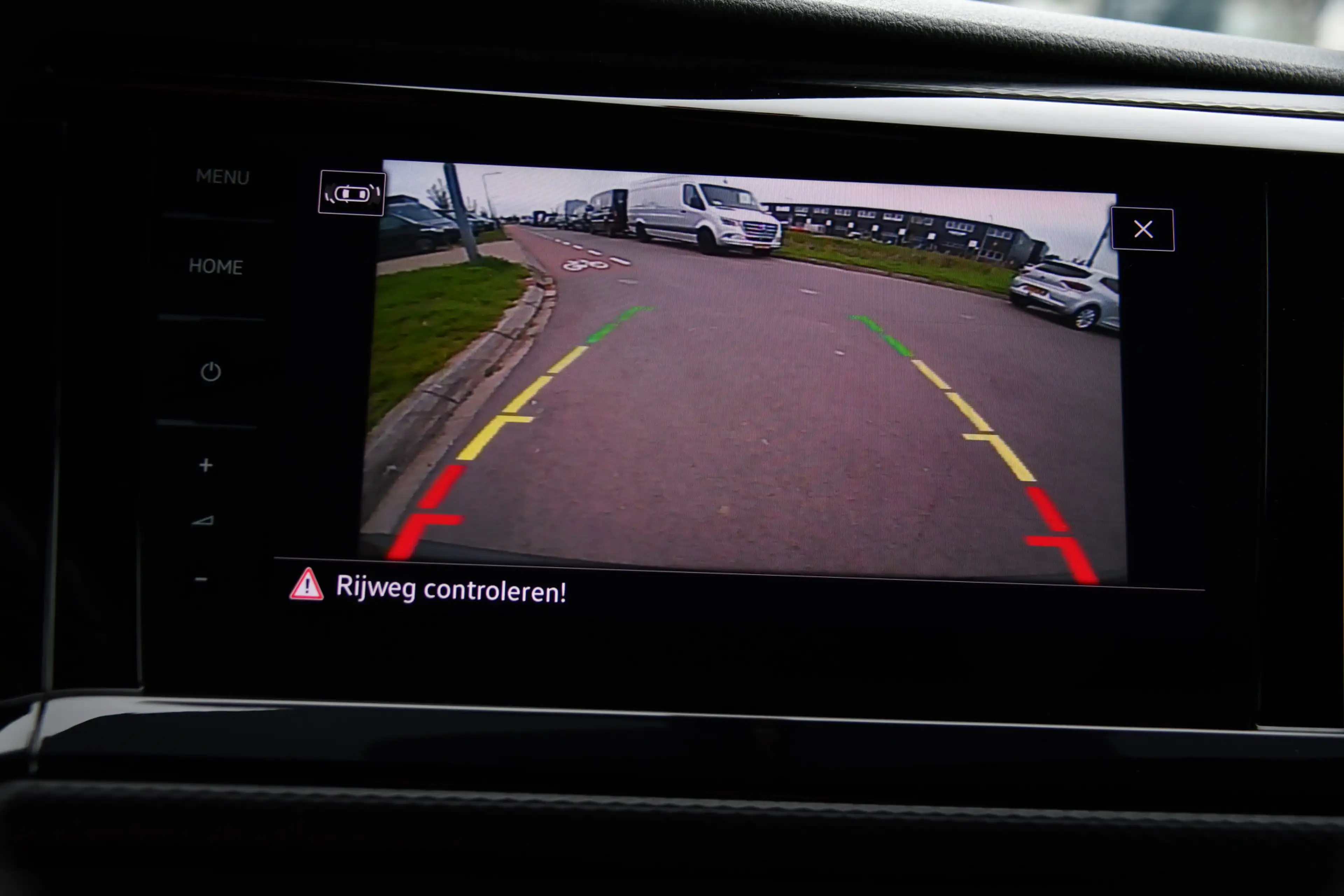 Volkswagen T6.1 Transporter 2.0 TDI L2H1 28 Bulli Black Edition Virtual, Adapt — photo 35