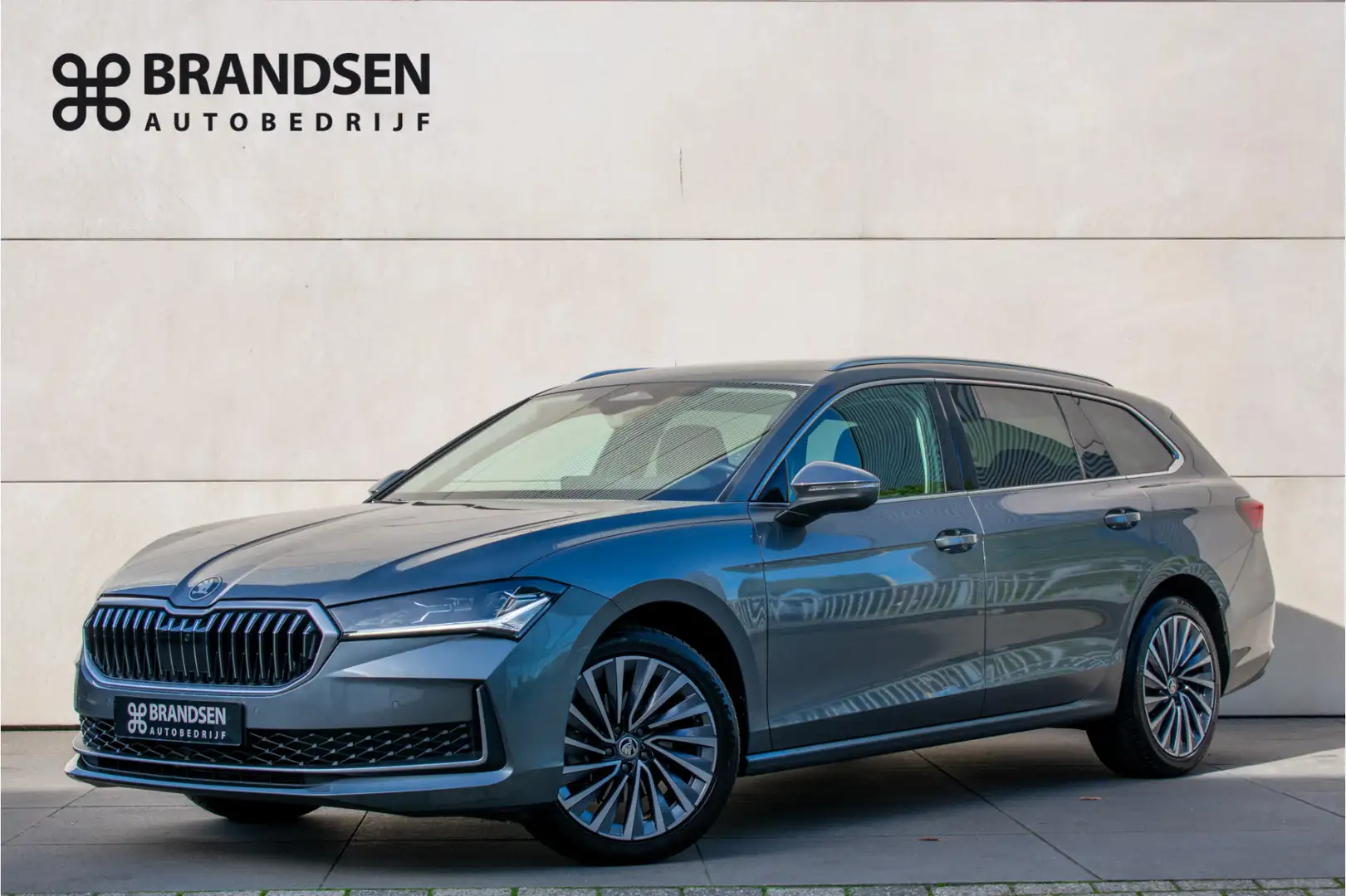 Skoda Superb Combi 1.5 TSI MHEV Business Edition -Pano-LED-Keyl Grijs - 1