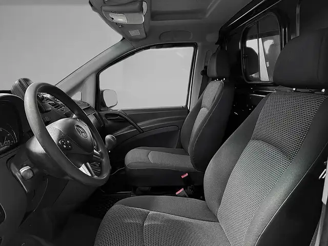 Mercedes-Benz Vito view 7