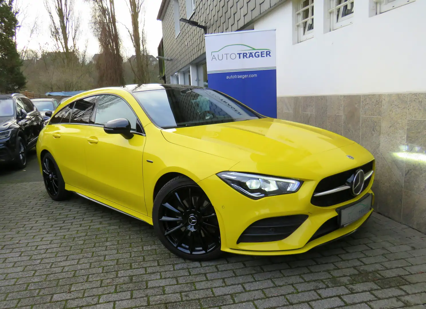 Mercedes-Benz CLA 220 CLA 220 d SB Edition 2020 AMG/ACC/Pano/FahrAssP Gelb - 1