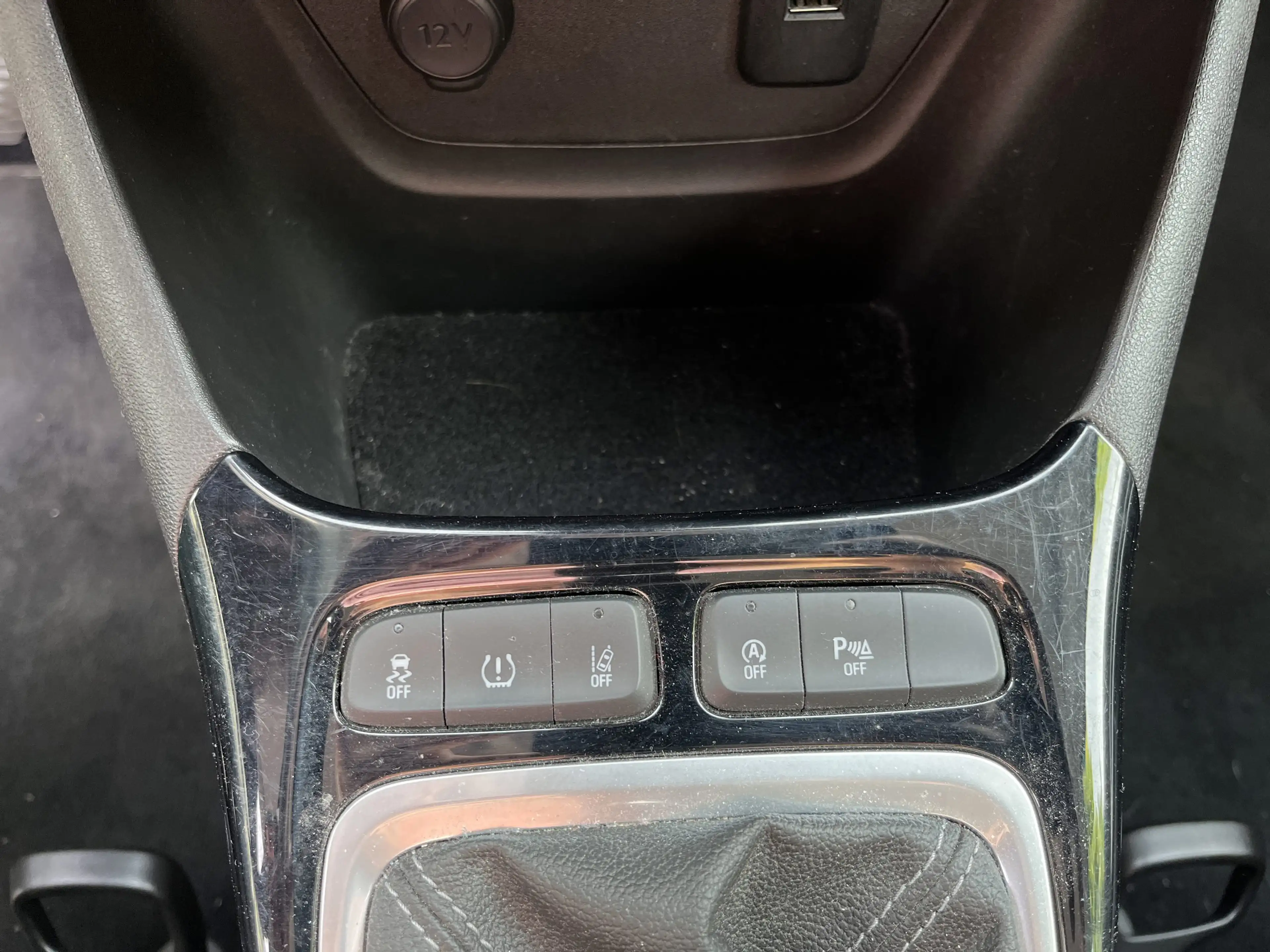 Opel Crossland X 1.2 Limited Edition LED+SHZ+LM+PDC — photo 17