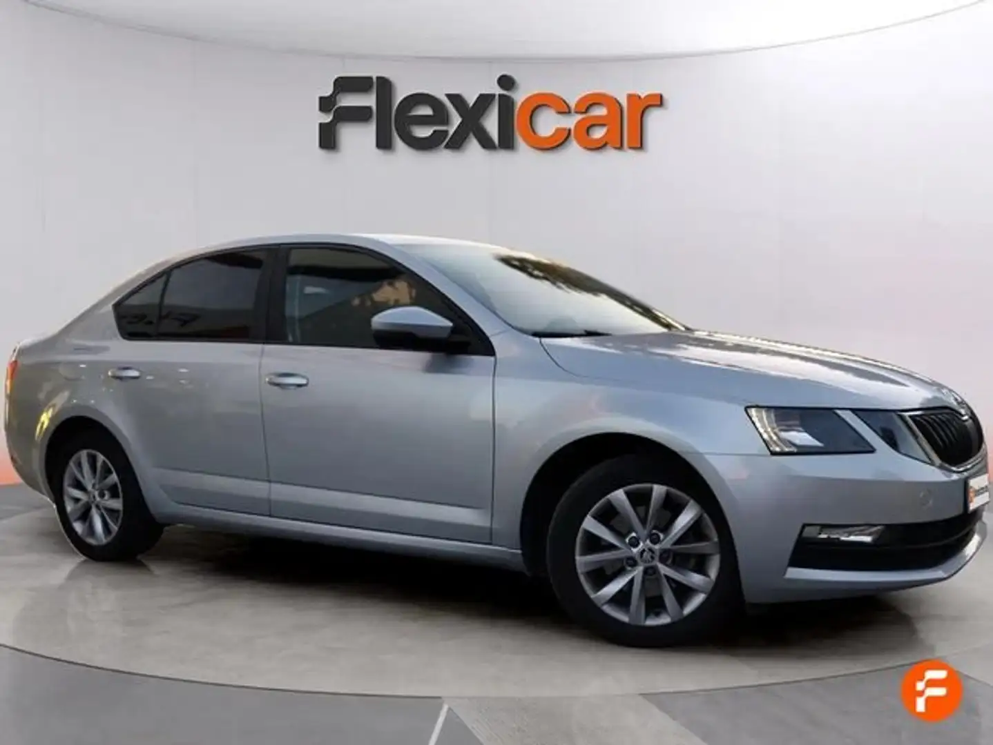 Skoda Octavia 1.4 TSI Style 110kW Gris - 2