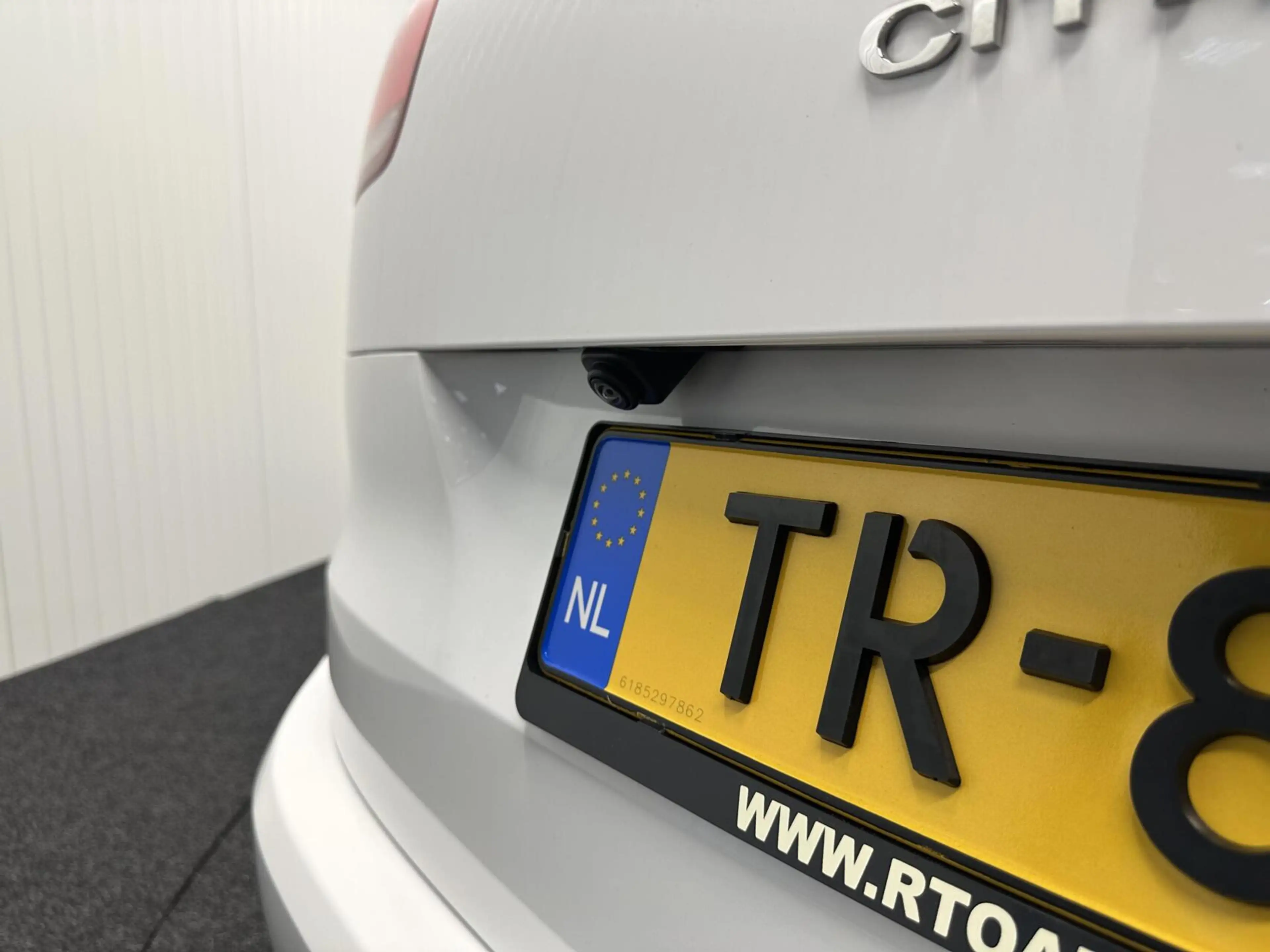 Citroen C4 SpaceTourer 1.2 PureTech Shine CAMERA CARPLAY ECC CRUISE LM 26 — photo 10