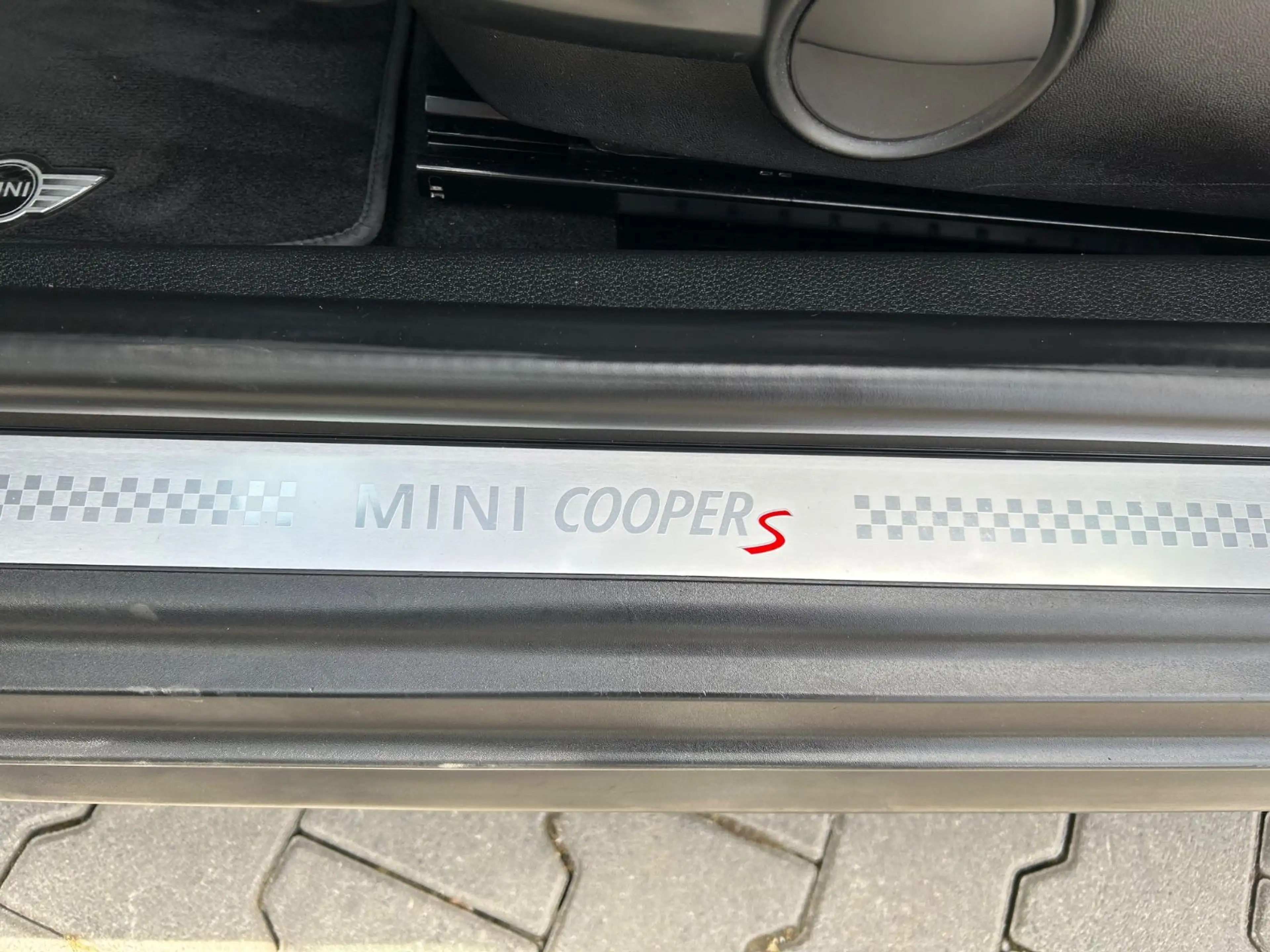 MINI Cooper S Cabrio — photo 15