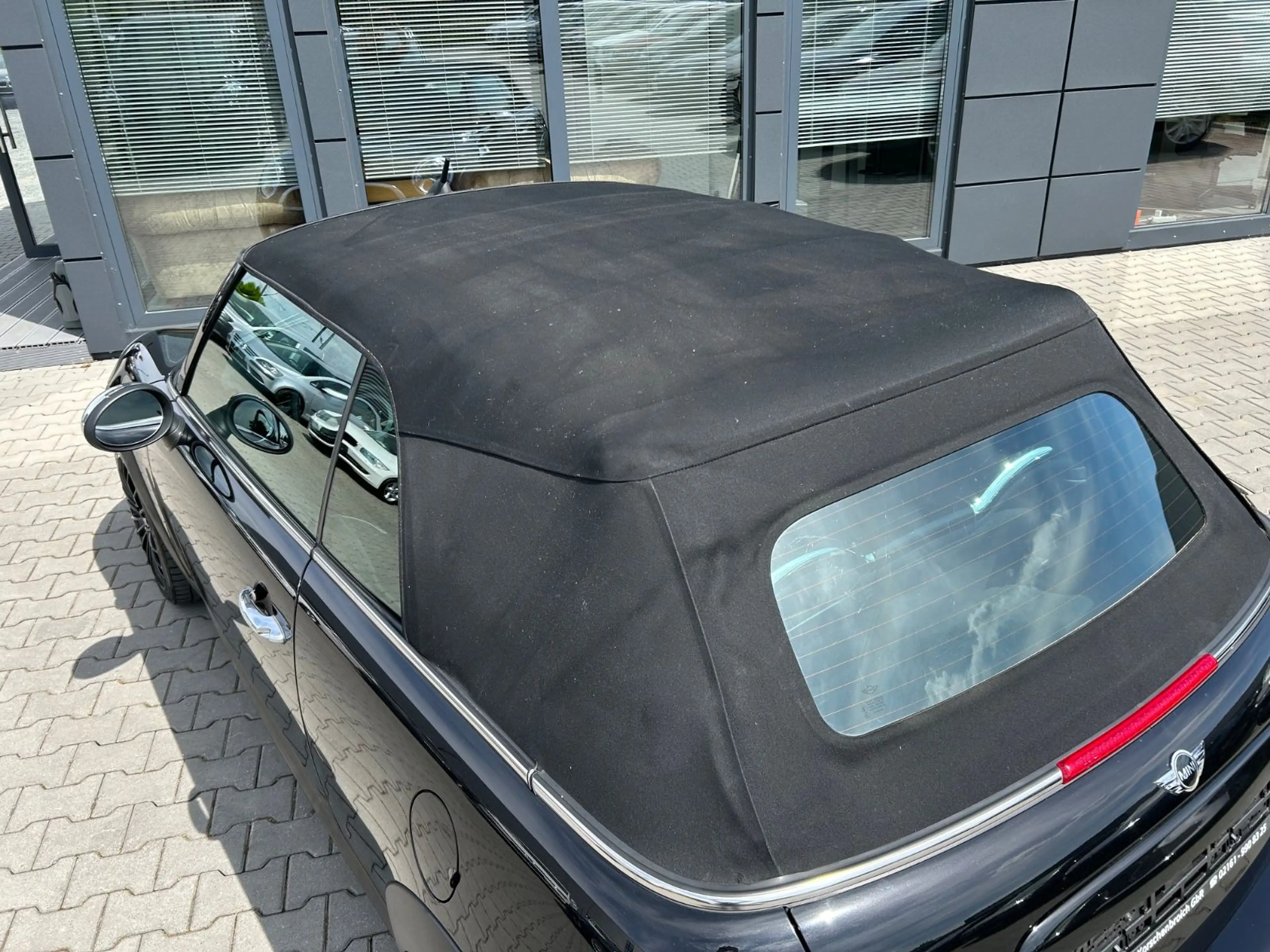 MINI Cooper S Cabrio — photo 10