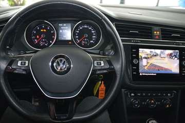 Bild 12 Volkswagen Tiguan Sound Navi LED ACC AHK APP KAMERA