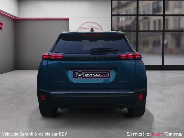 Peugeot 2008 view 6