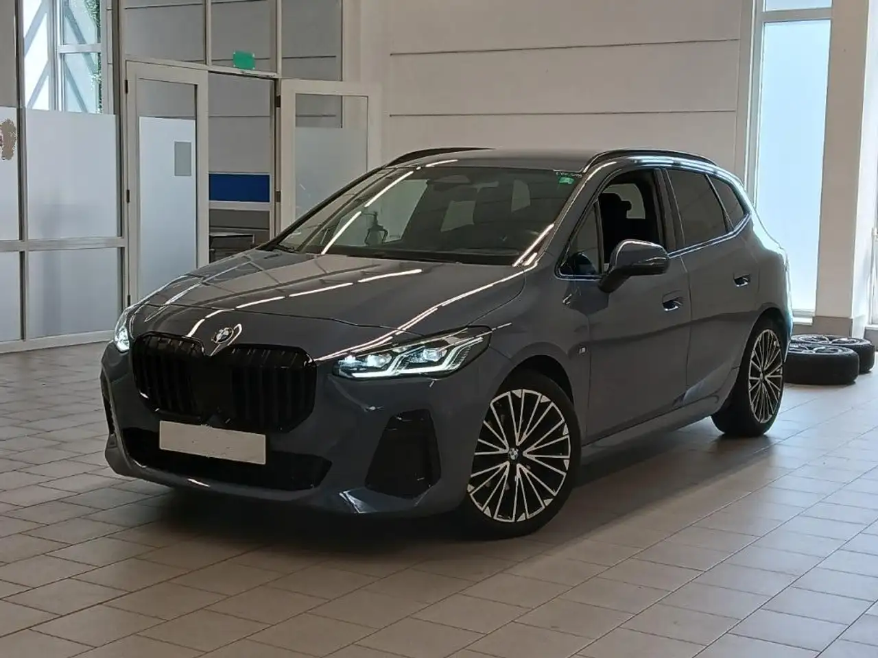 BMW 218