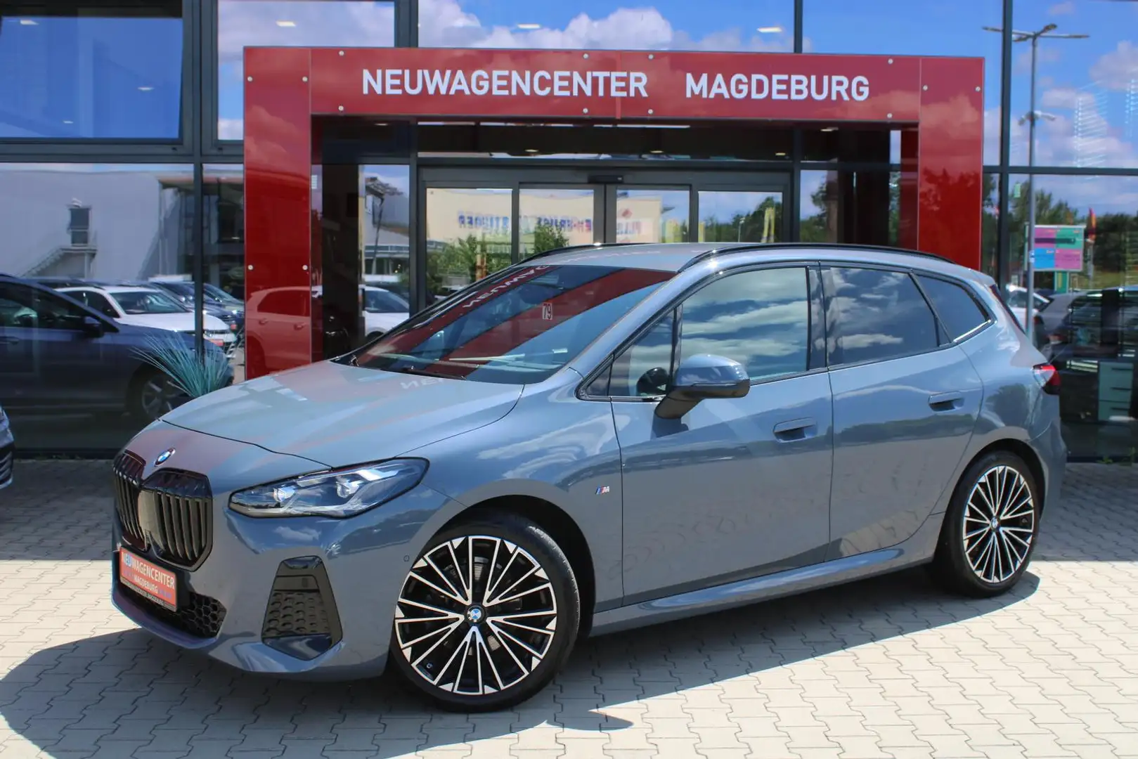 BMW 218 1.5 iM Sport*MATRIX*AHK*HuD*NAVI*elektr.HECKKLAPPE Grau - 1