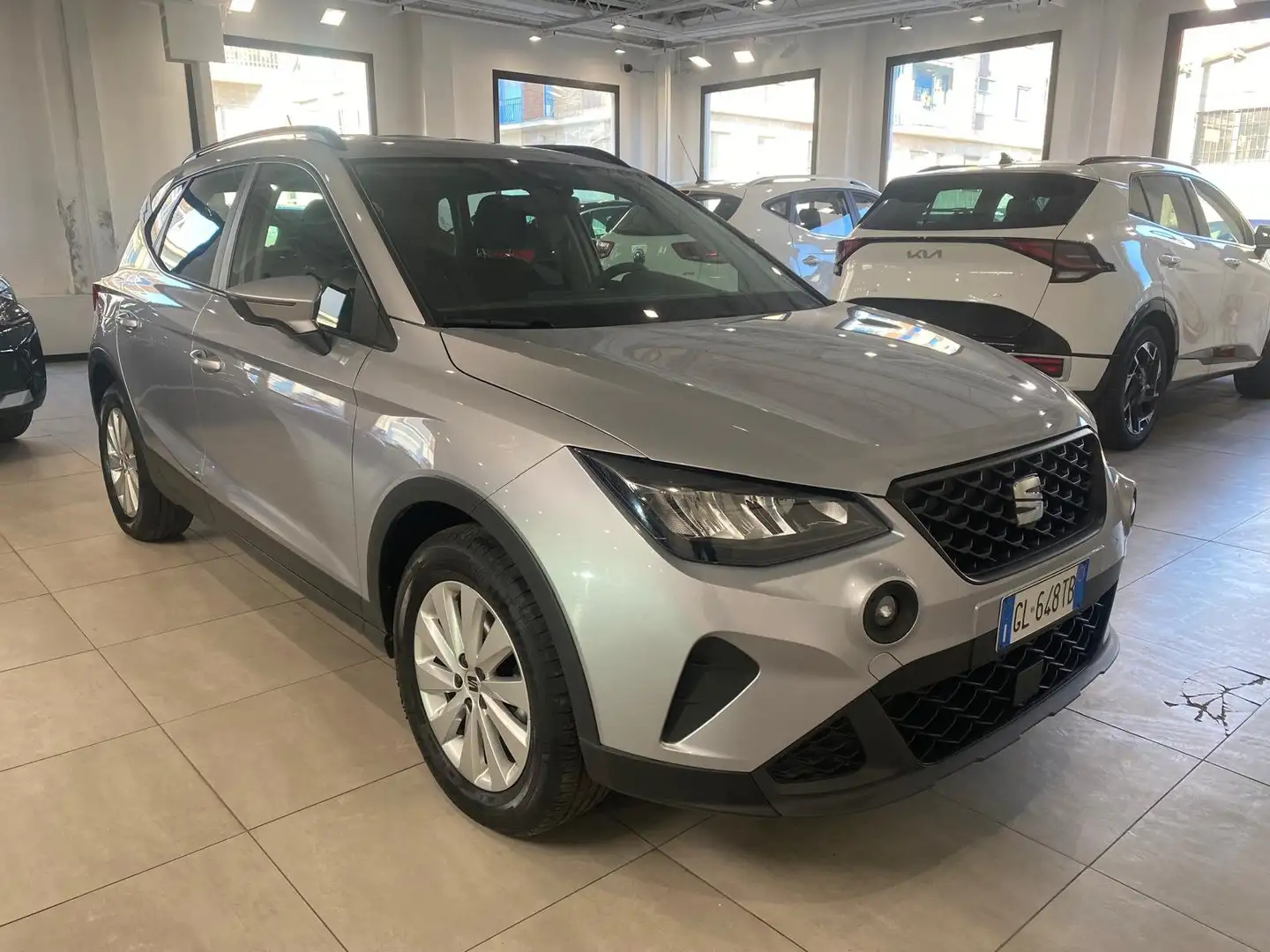 SEAT Arona 1.0 ecotsi 95cv Style aziendale ufficiale italia Plateado - 2