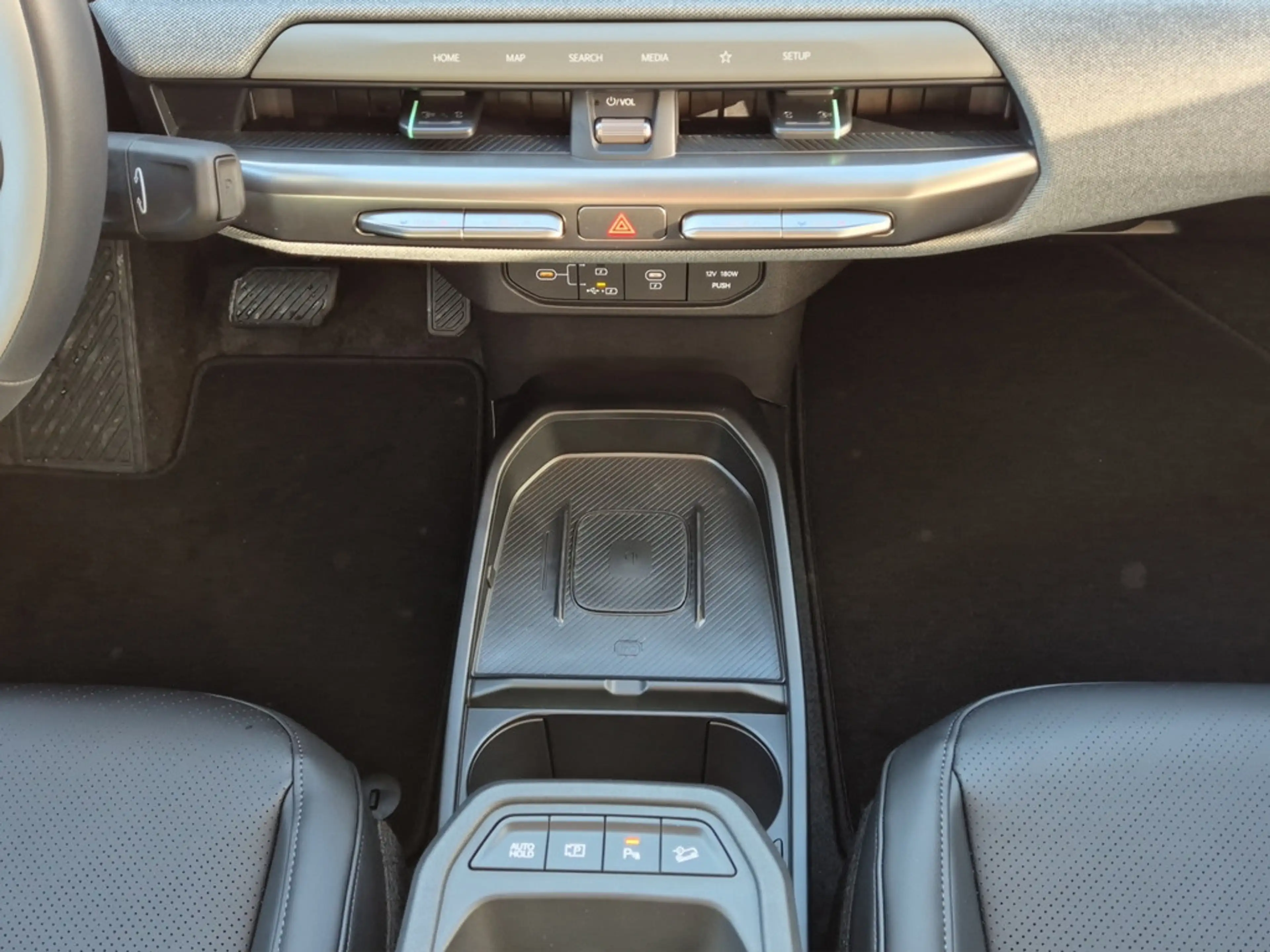 Kia EV4 58.3 kWh Earth | WIC | TECH | UPG — photo 13