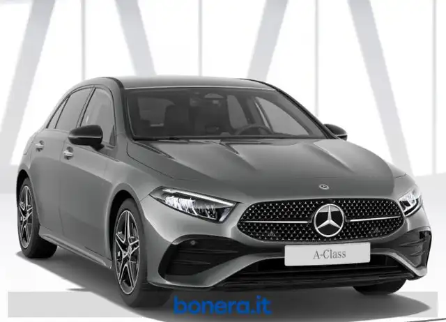 Mercedes-Benz 250 view 3