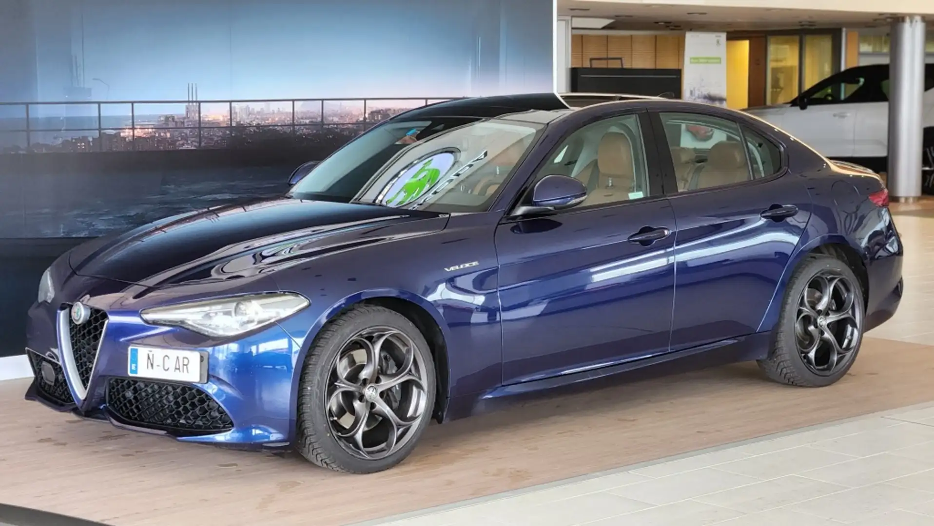 Alfa Romeo Giulia 2.2 Diesel Veloce Q4 Aut. 210 Bleu - 1