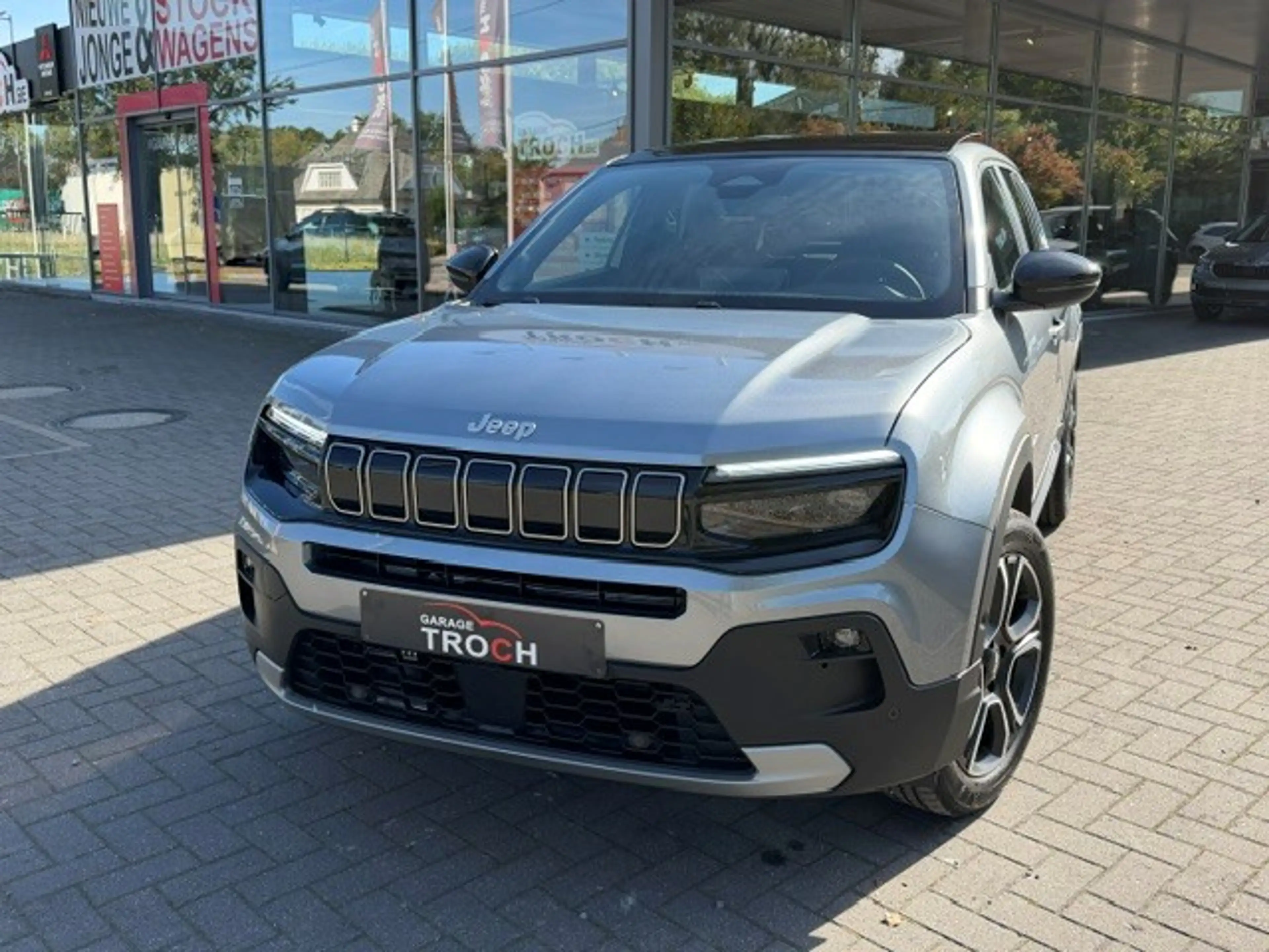 Jeep Avenger Avenger 1.2 Turbo MHEV Summit Open dak/Wireless charge smartphone/PDC V&A/Camera...enz — photo 3