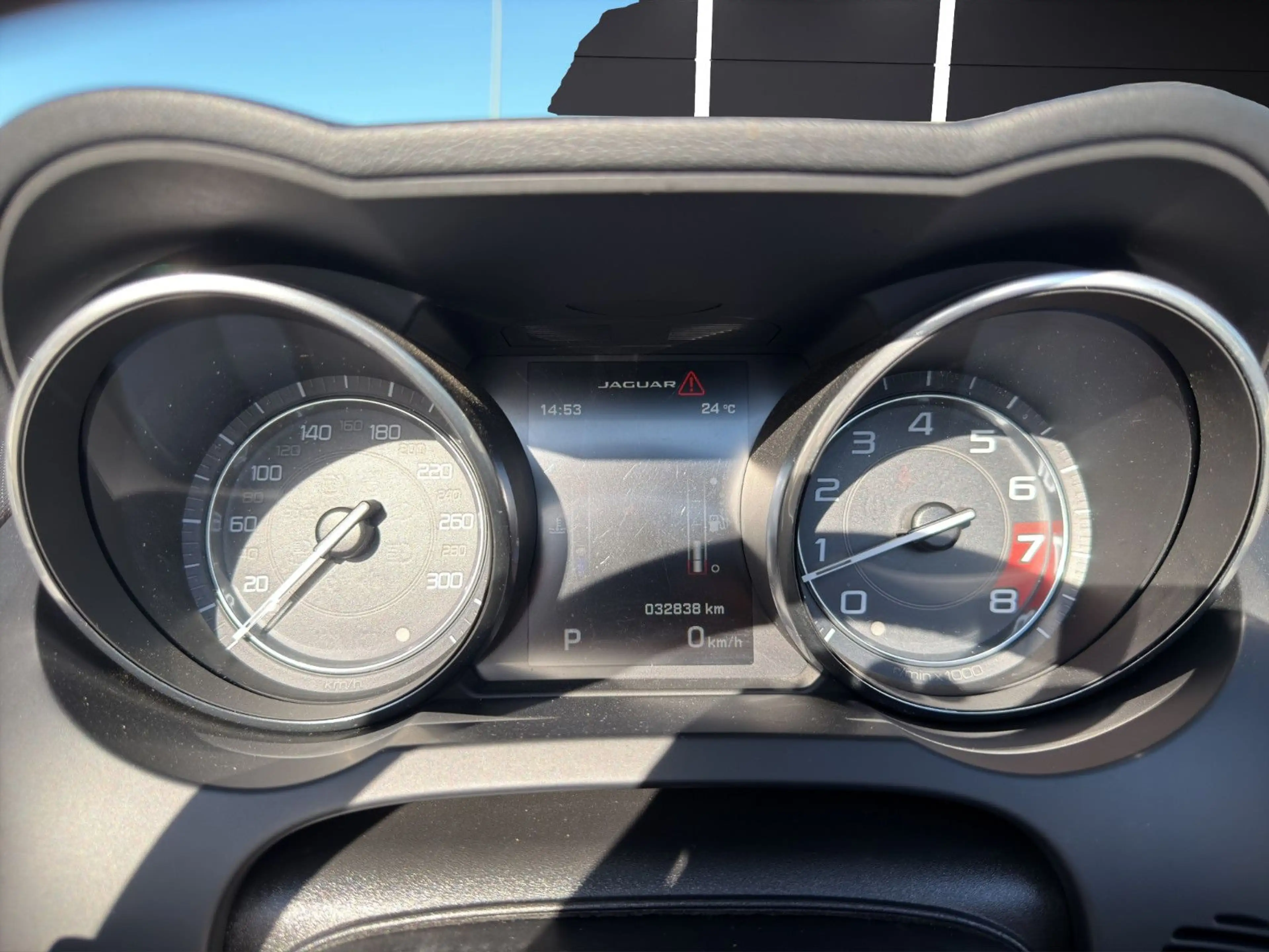 Jaguar F-Type F-TYPE Cabrio/NEUZustand/Scheckheftgepflegt — photo 15