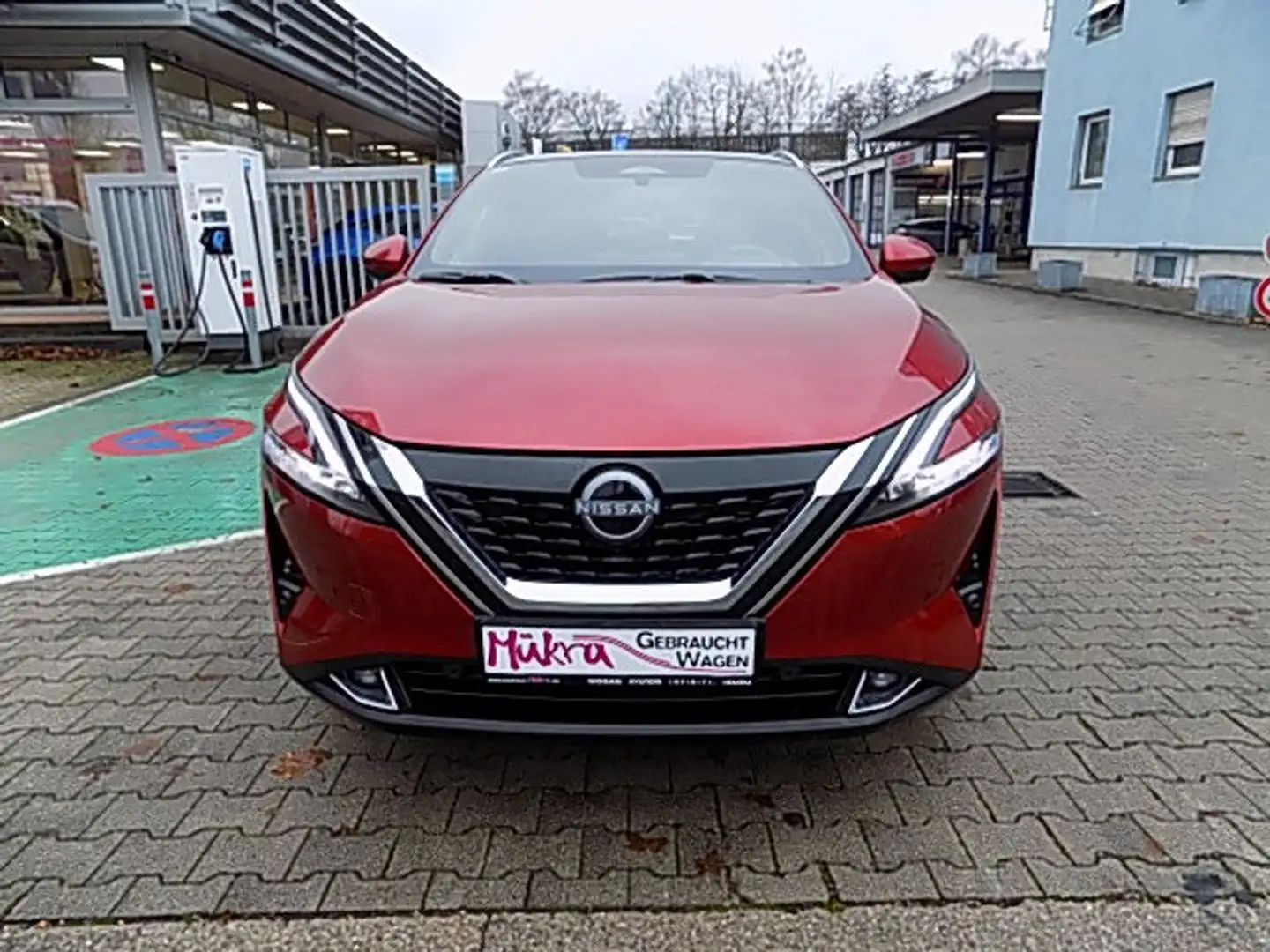 Nissan Qashqai Tekna 1.5 VC-T e-POWER 190PS Design Paket Tekna Rot - 2
