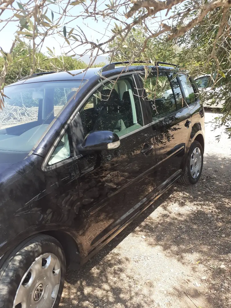 Volkswagen Touran 2.0 TDI DPF Goal - 2