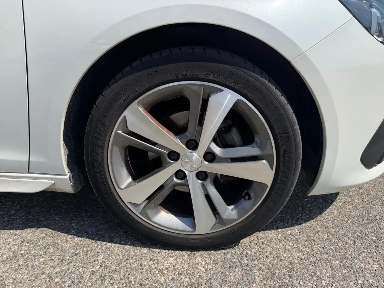 Peugeot 308 308 — photo 27