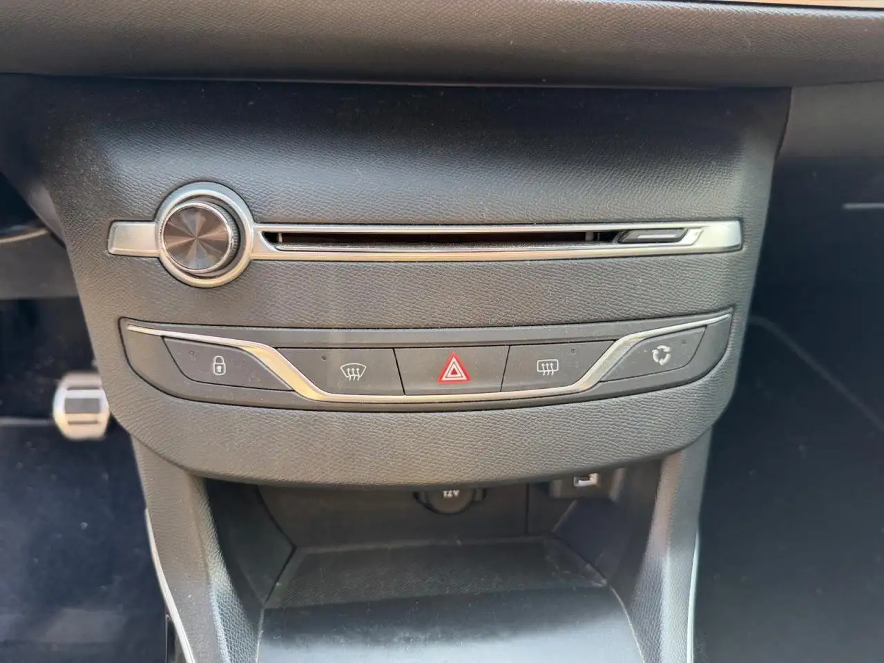 Peugeot 308 308 — photo 19