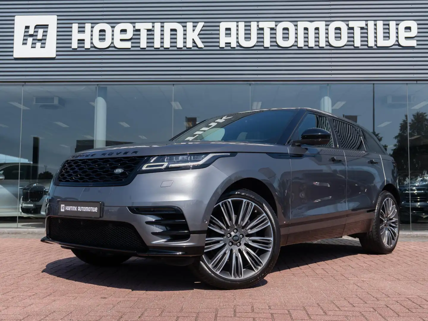 Land Rover Range Rover Velar 2.0 P300 Turbo AWD R-Dynamic HSE | Pano | Elc trek Grijs - 1