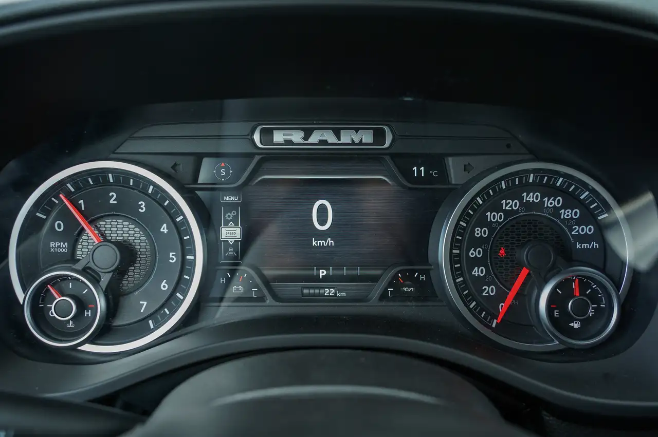 RAM 1500 снимка RAM 1500