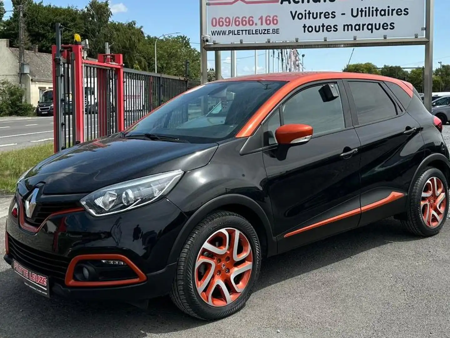 Renault Captur 1.5 dCi AUTOMATIQUE Zwart - 2