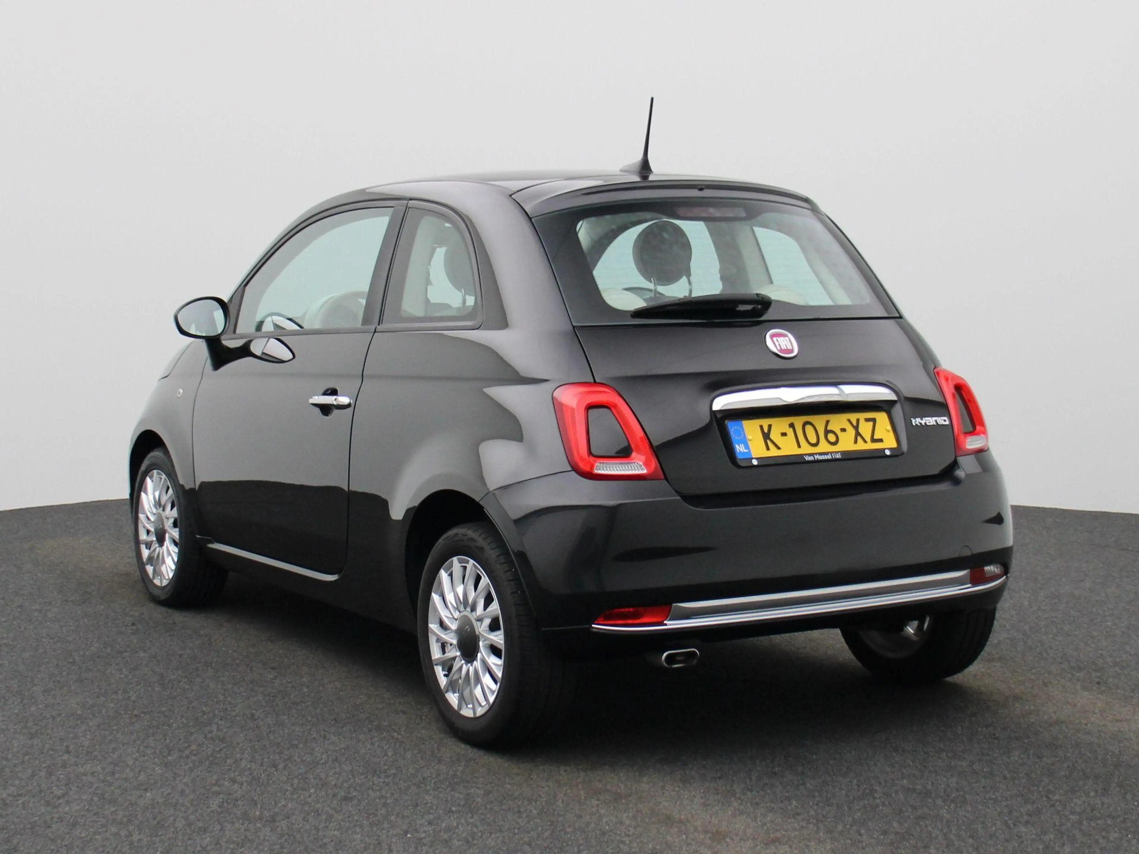 Fiat 500 1.0 Hybrid Lounge Airco | Navigatie | LM velgen | — photo 2