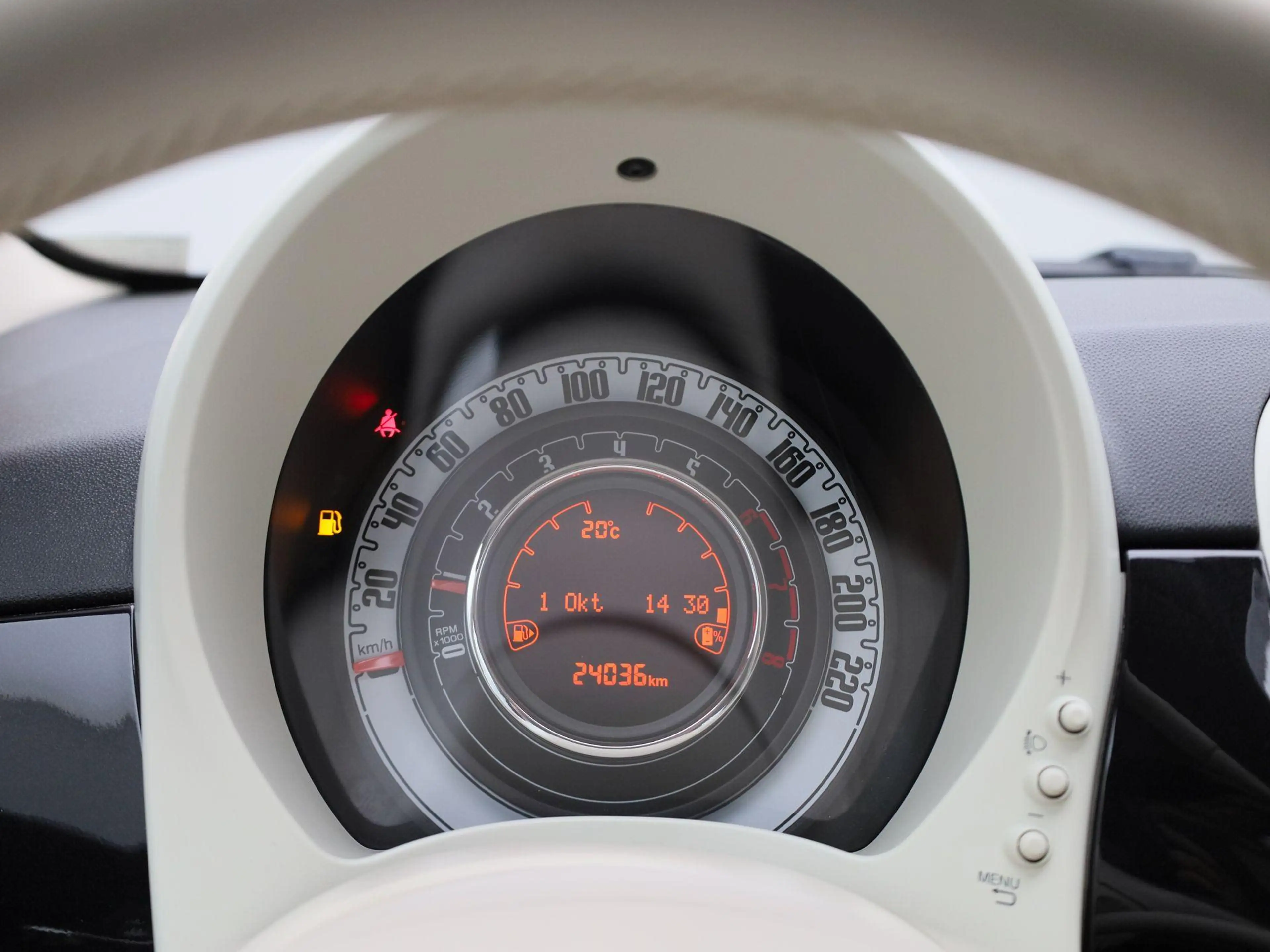 Fiat 500 1.0 Hybrid Lounge Airco | Navigatie | LM velgen | — photo 8
