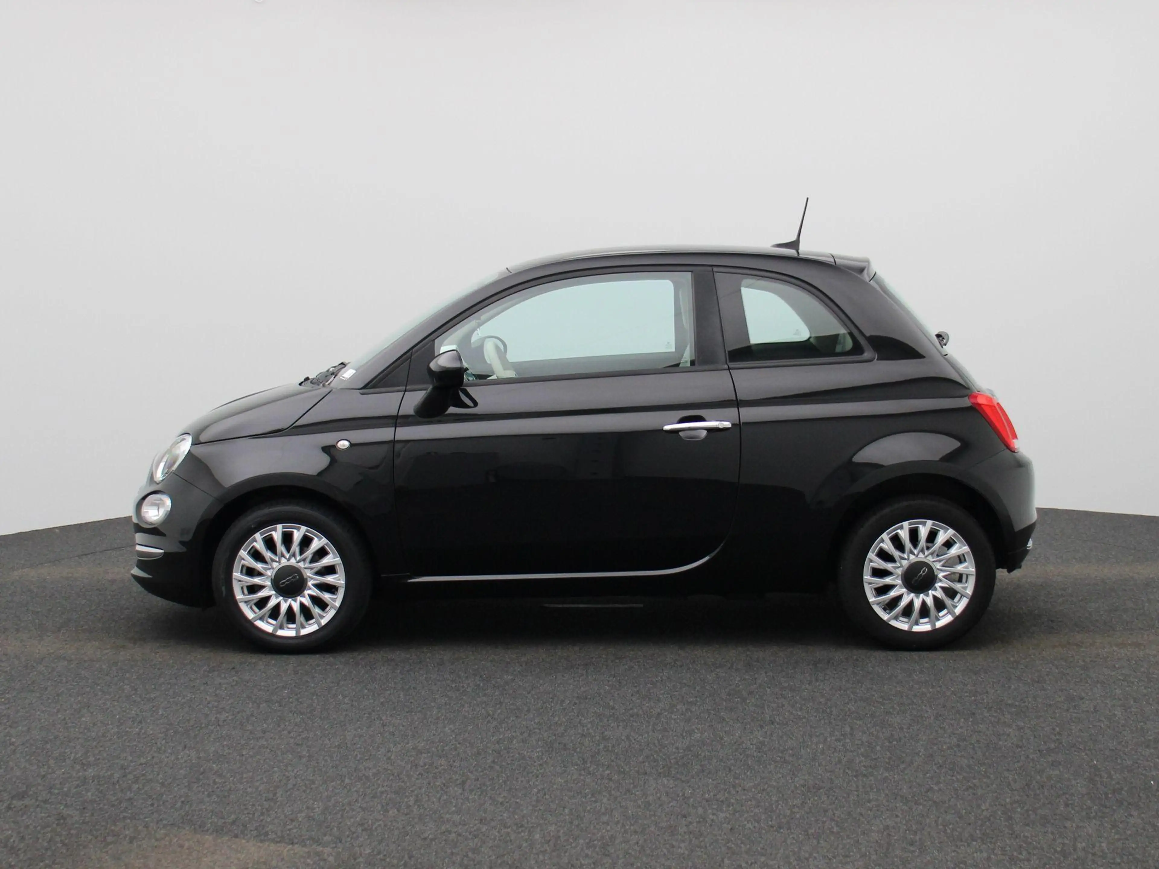 Fiat 500 1.0 Hybrid Lounge Airco | Navigatie | LM velgen | — photo 4