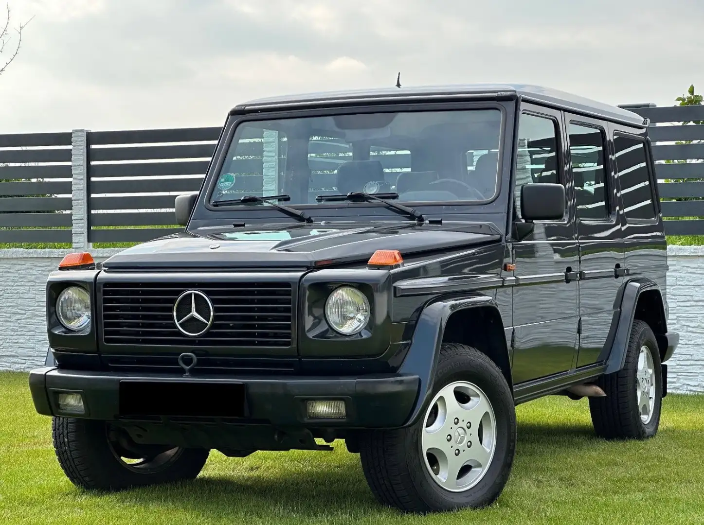 Mercedes-Benz G 320 G 320 Černá - 1